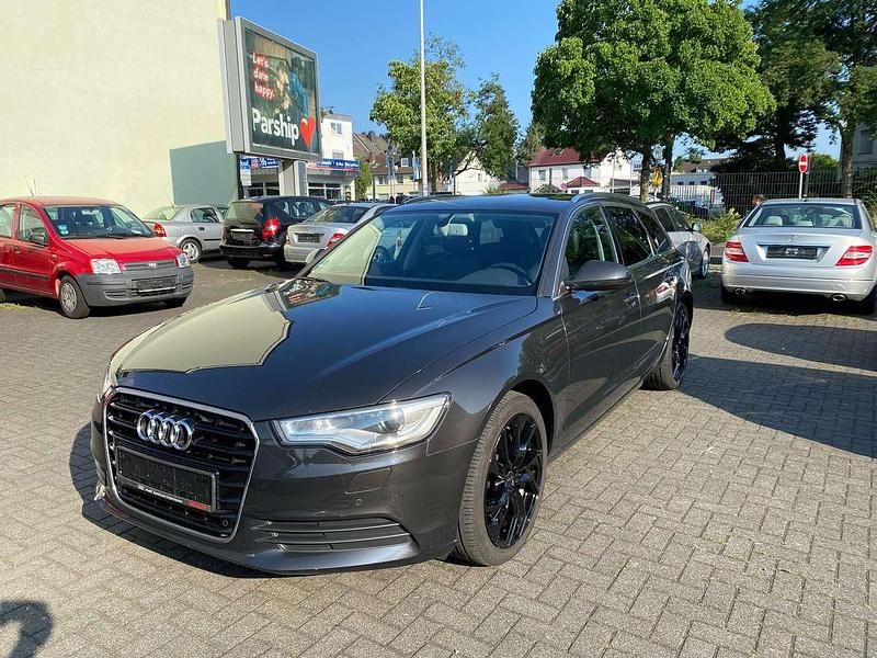 Gebraucht Audi A6 Sport 204 PS (150 kW) 2012 Grau Kombi