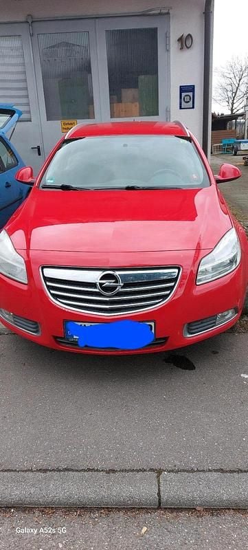 Rot Gebraucht 2011 Opel Insignia Sport Kombi | 2.300 € (Superpreis) - Bild 1/4