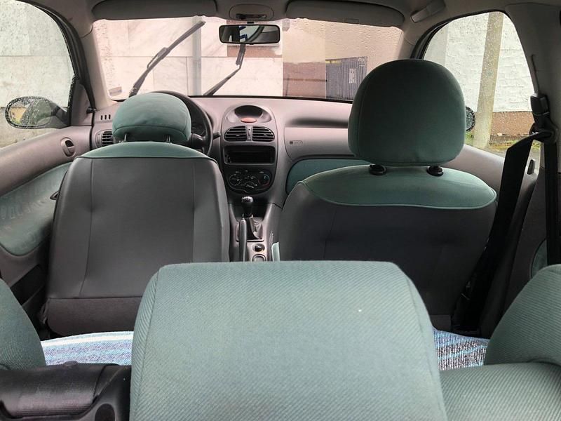 Gebraucht Peugeot 206 75 PS (55 kW) 2001 Kleinwagen