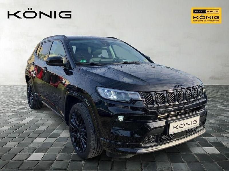 Gebraucht Jeep Compass Altitude 131 PS (96 kW) 2023 Schwarz SUV