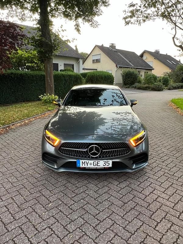 Grau Gebraucht 2019 Mercedes CLS450 Edition 1 Limousine | 36.500 € (Superpreis) - Bild 1/4