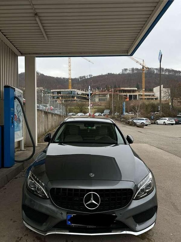 Gebraucht 2017 Mercedes C220 AMG line Kombi | 18.500 € (Fairer Preis) - Bild 1/4