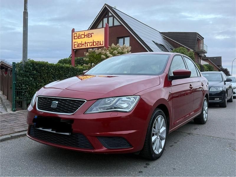 Rot Gebraucht 2013 Seat Toledo Limousine | 6.990 € (Fairer Preis) - Bild 1/4