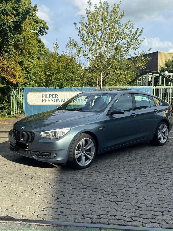 Grau Gebraucht 2010 BMW 535 Gran Turismo Sport Line Limousine | 11.200 € (Guter Preis) - Bild 1/4