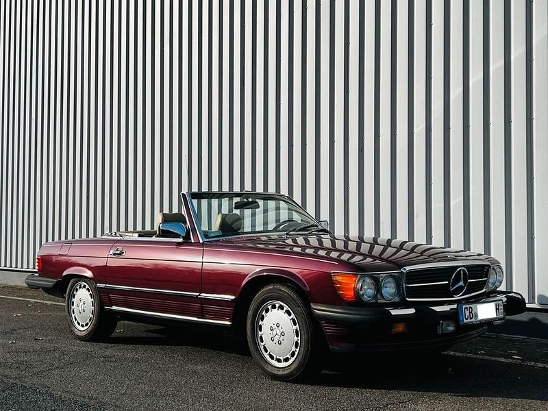 Gebraucht Mercedes 560 231 PS (169 kW) 1986 Rot Cabrio