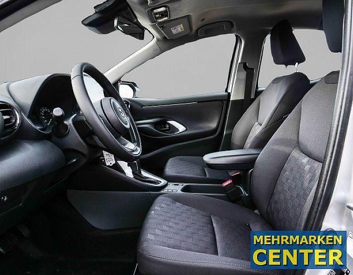 Neu Mazda 2 Center-Line 116 PS (85 kW) 2025 Weiß Limousine