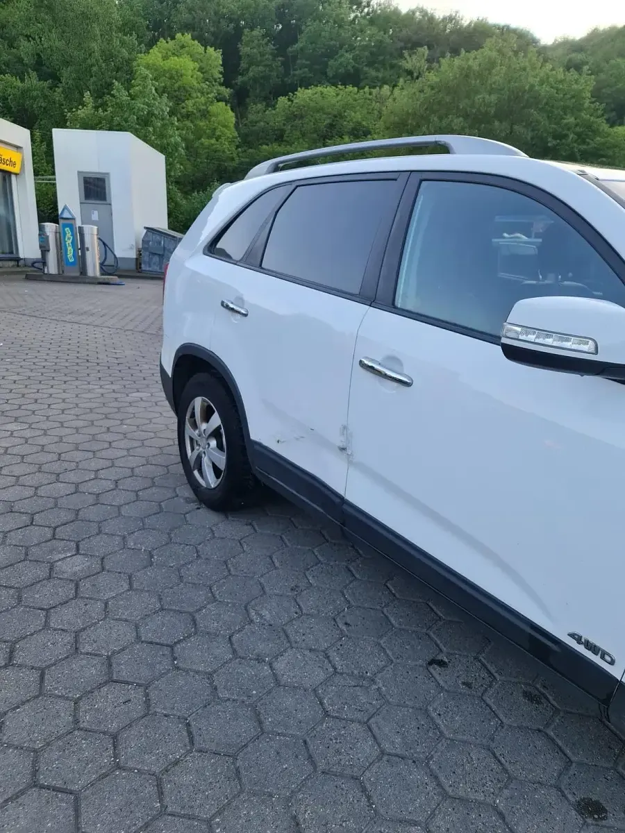 Gebraucht Kia Sorento 192 PS (141 kW) 2010 Weiß SUV