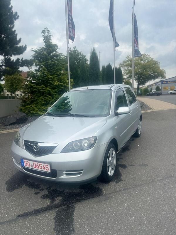 Gebraucht Mazda 2 Active 80 PS (58 kW) 2007 Silber Kleinwagen