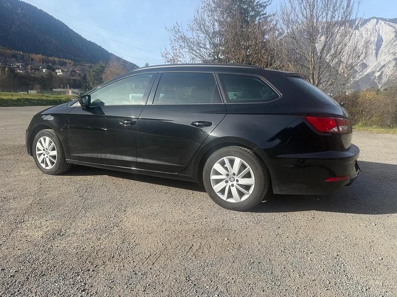 Gebraucht Seat Leon ST Reference 86 PS (63 kW) 2017 Schwarz Kombi