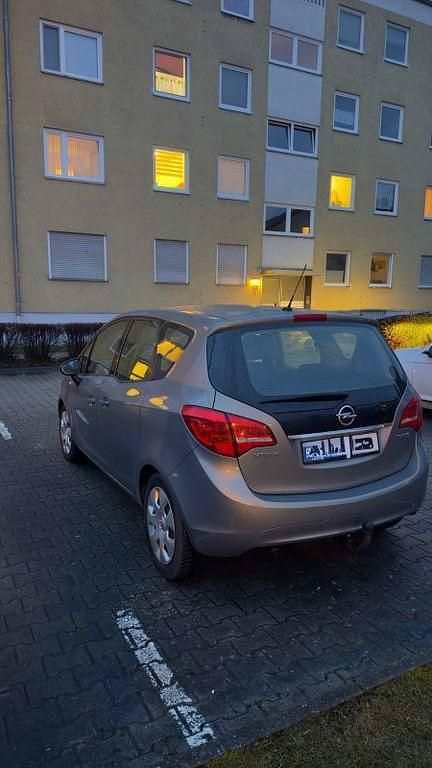 Gebraucht Opel Meriva Edition 120 PS (88 kW) 2013 Grau Van / Kleinbus