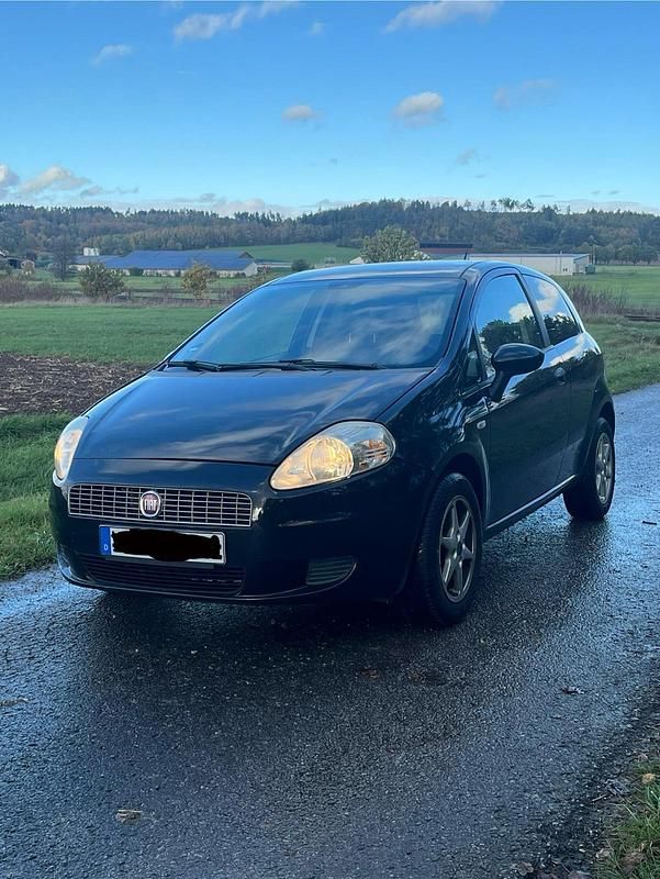Schwarz Gebraucht 2006 Fiat Punto Kleinwagen | 1.000 € (Guter Preis) - Bild 1/4