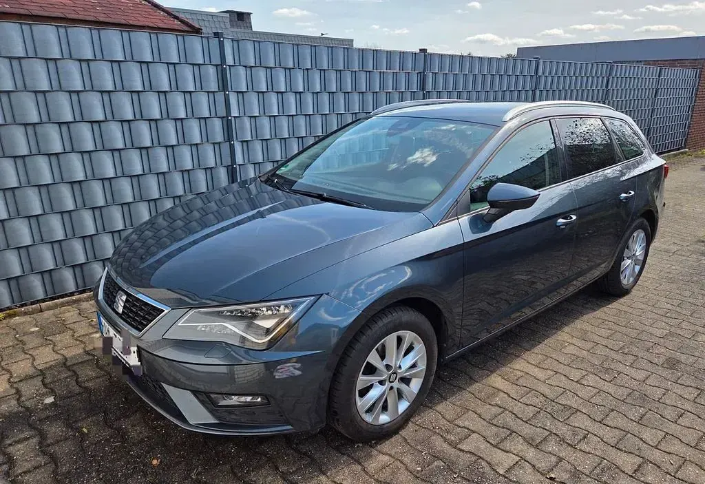 Second-hand Seat Leon ST Style 116 CP (85 kW) 2020 Gri Break