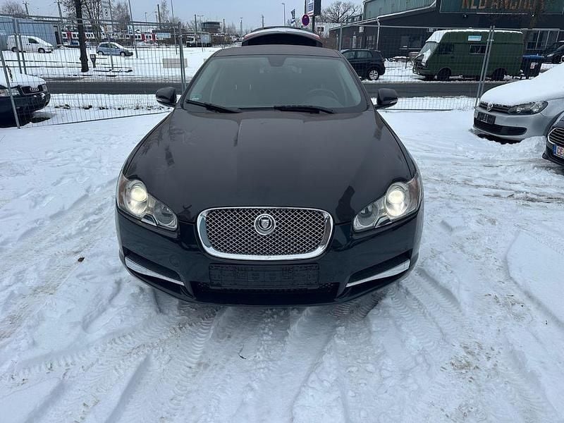 Gebraucht Jaguar XF 211 PS (155 kW) 2010 Schwarz Limousine