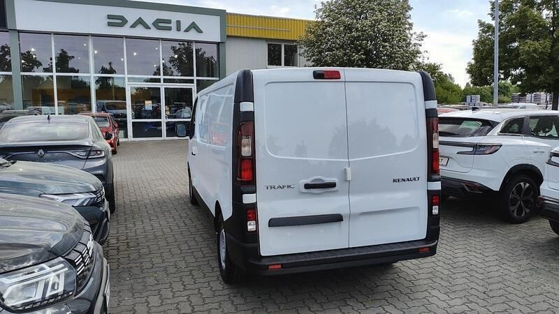 Neu Renault Trafic Komfort 110 PS (80 kW) 2025 Weiß Van / Kleinbus