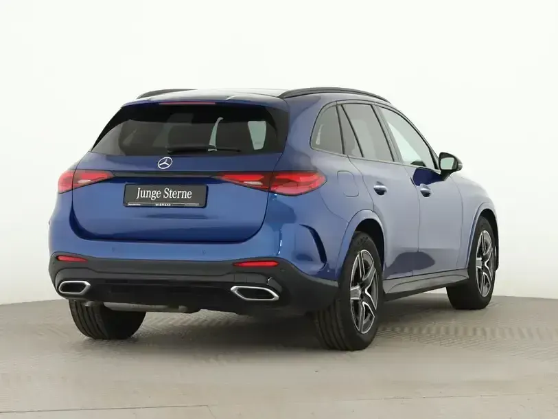 Gebraucht Mercedes GLC300 Premium 269 PS (197 kW) 2024 Blau SUV