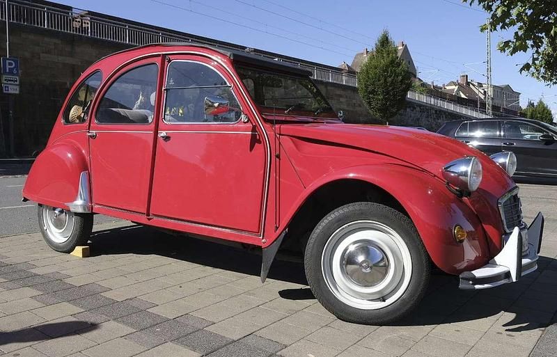 Gebraucht Citroën 2CV 27 PS (19 kW) 1987 Rot Limousine