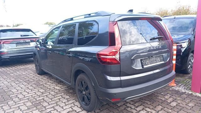 Kometengrau metallic kometengrau metallic Gebraucht 2022 Dacia Jogger Extreme Van / Kleinbus | 20.305 € (Teuer) - Bild 1/4
