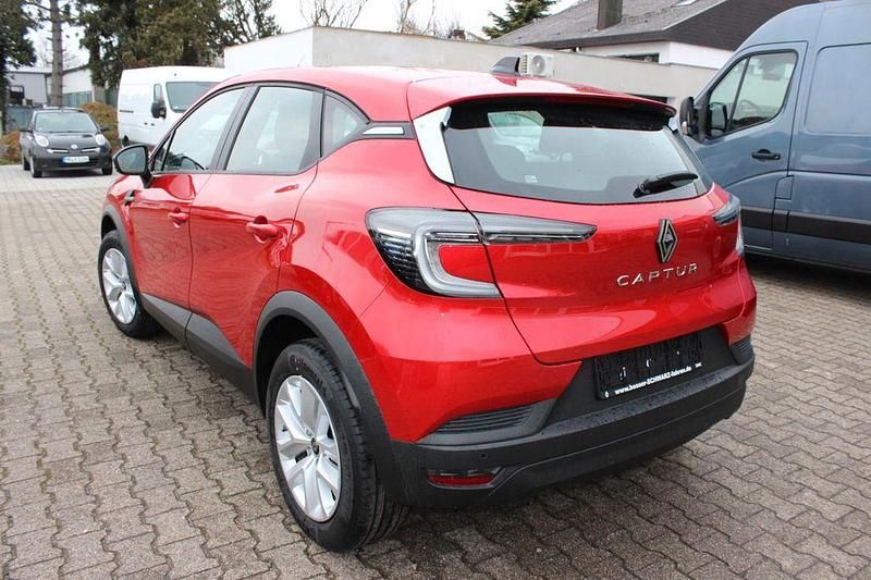 Neu Renault Captur Evolution 114 PS (83 kW) 2026 Dezir rot SUV