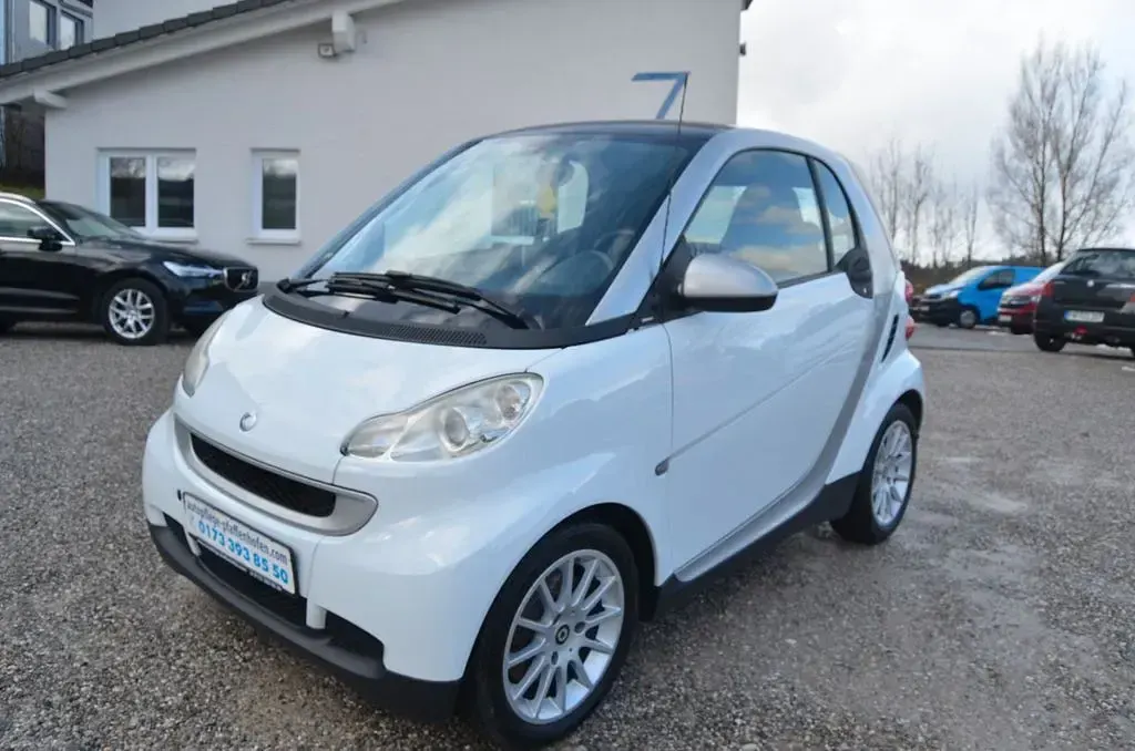 Gebraucht Smart ForTwo Coupé 71 PS (52 kW) 2009 Weiß Coupé