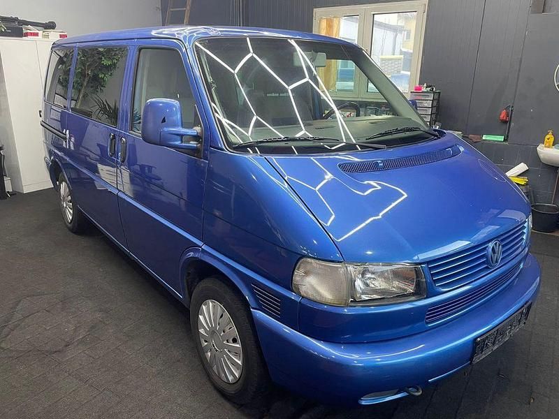 Gebraucht VW T4 102 PS (75 kW) 2000 Blau Van