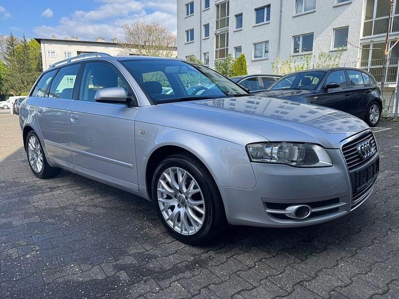 Używany Audi A4 Performance 102 KM (75 kW) 2008 Srebrny Kombi