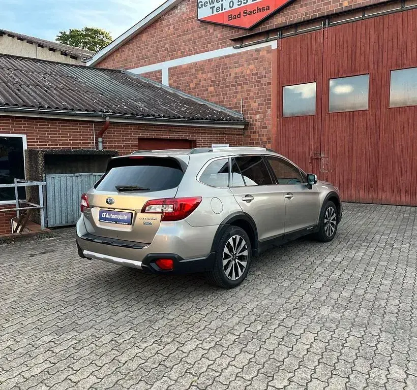 Gebraucht Subaru Outback Sport 150 PS (110 kW) 2015 Silber Kombi