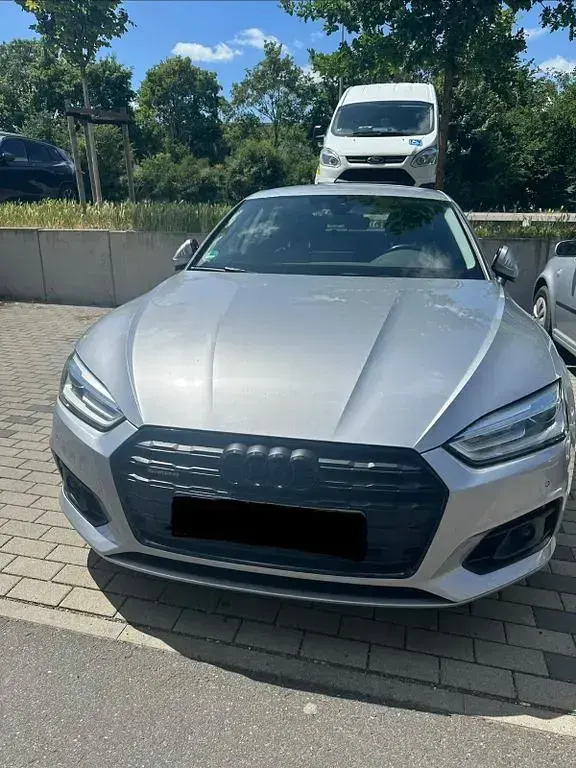 Gebraucht Audi A5 Sportback Sport 231 PS (169 kW) 2019 Silber Kleinwagen