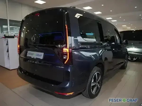 Nowe VW Caddy Maxi 116 KM (85 kW) 2026 Niebieski Minivan
