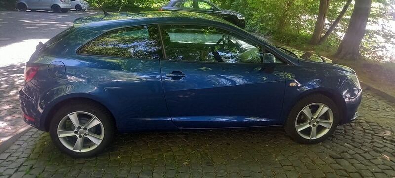 Blau Gebraucht 2013 Seat Ibiza SC Kleinwagen | 5.500 € (Fairer Preis) - Bild 1/4