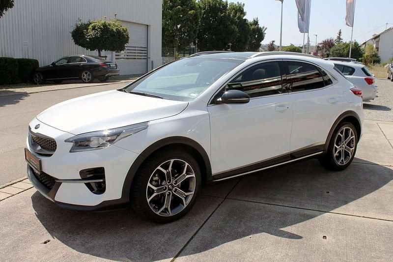 Gebraucht Kia XCeed Xdition 160 PS (117 kW) 2021 Weiß SUV