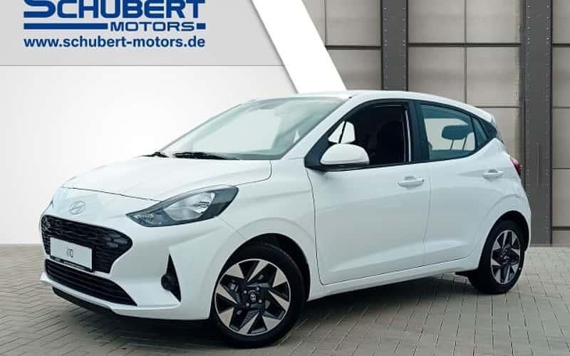 Weiß Neu 2025 Hyundai i10 Trend Kleinwagen | 16.990 € (Fairer Preis) - Bild 1/4