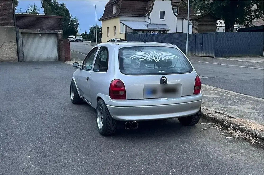 Gebraucht Opel Corsa 60 PS (44 kW) 1997 Silber Kleinwagen