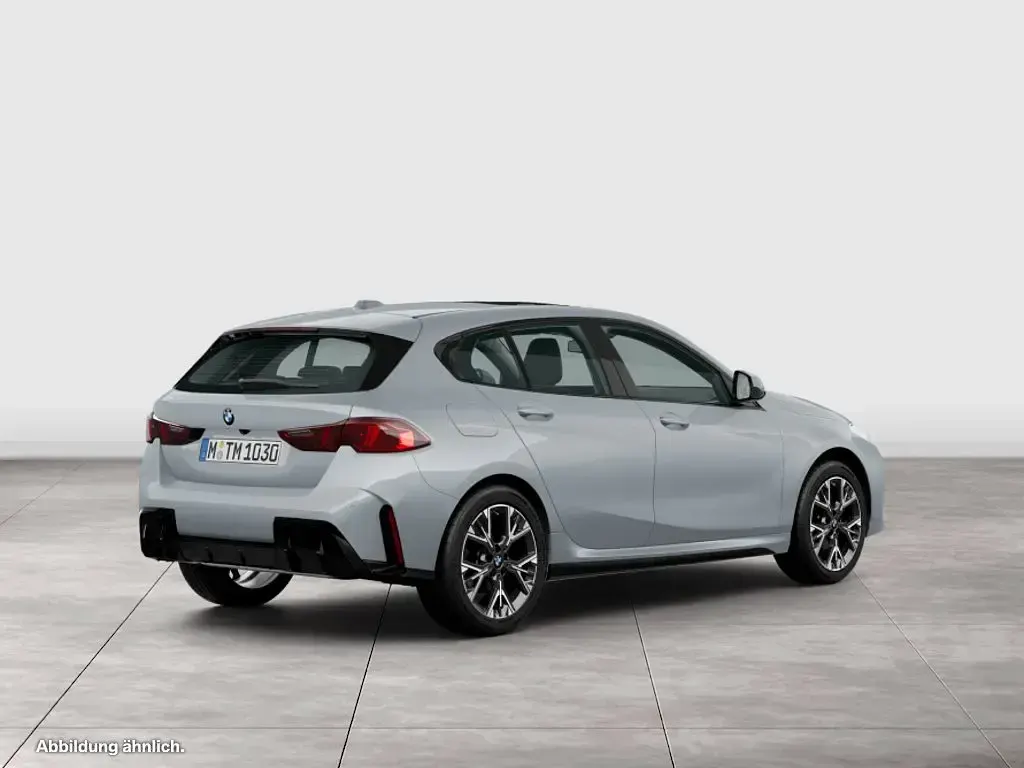 Neu BMW 120 M Sport 156 PS (114 kW) 2026 Grau Kleinwagen