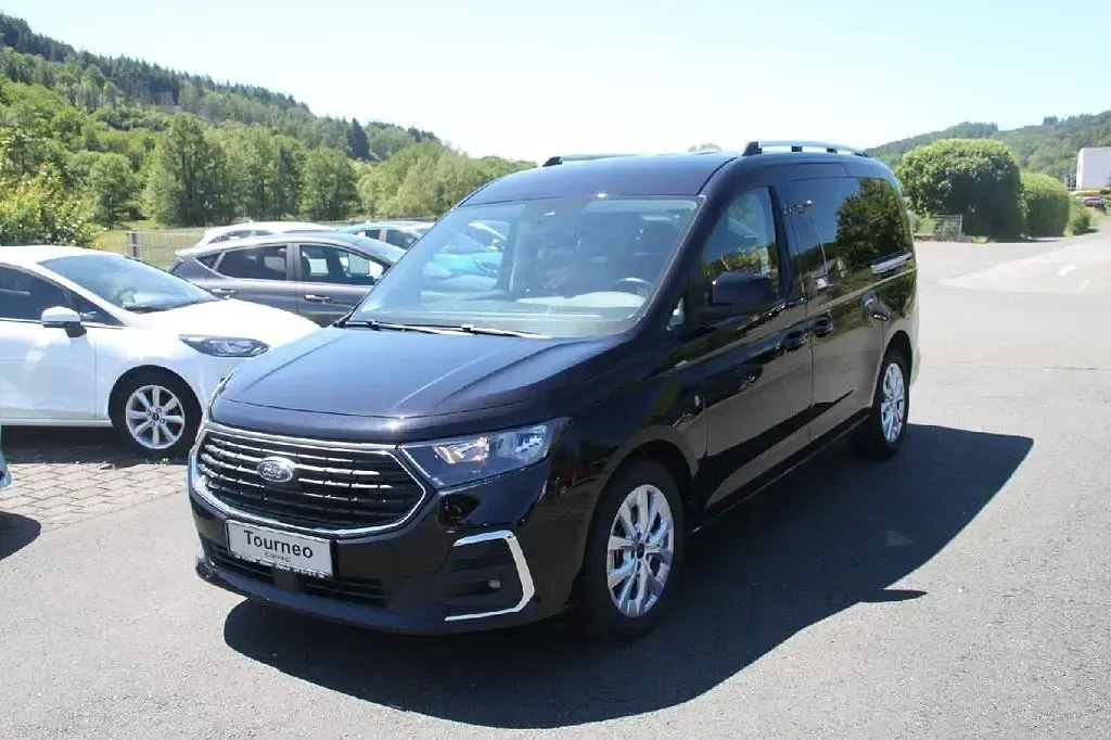 Gebraucht Ford Grand Tourneo Connect Titanium 122 PS (89 kW) 2025 Schwarz Van / Kleinbus