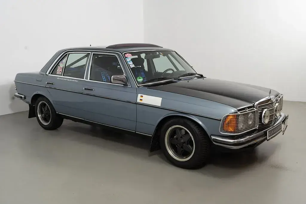 Gebraucht Mercedes 280 181 PS (133 kW) 1980 Blau Limousine