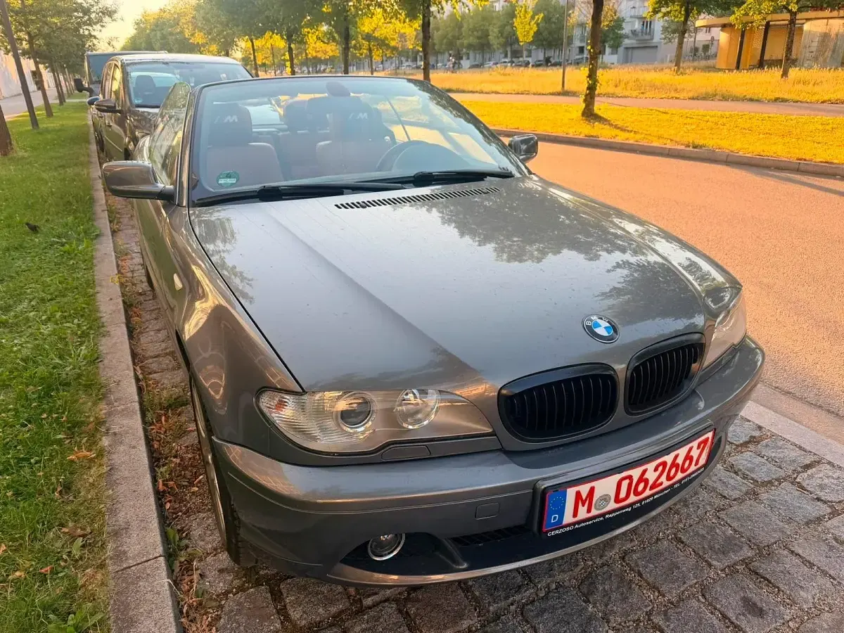 Gebraucht BMW 318 150 PS (110 kW) 2006 Grau Cabrio