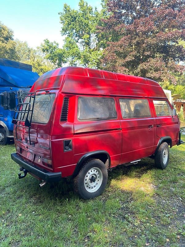 Gebraucht VW T3 70 PS (51 kW) 1987 Rot Van