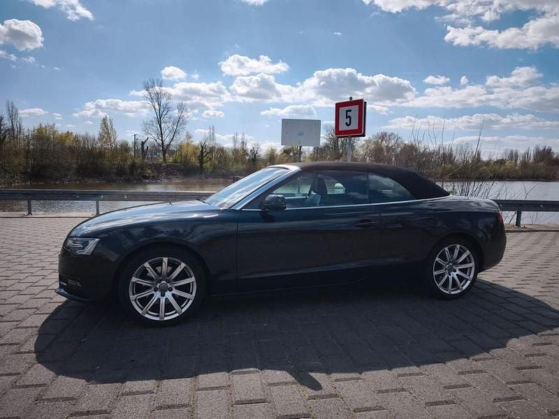 Gebraucht Audi A5 Cabriolet 170 PS (125 kW) 2013 Schwarz Cabrio