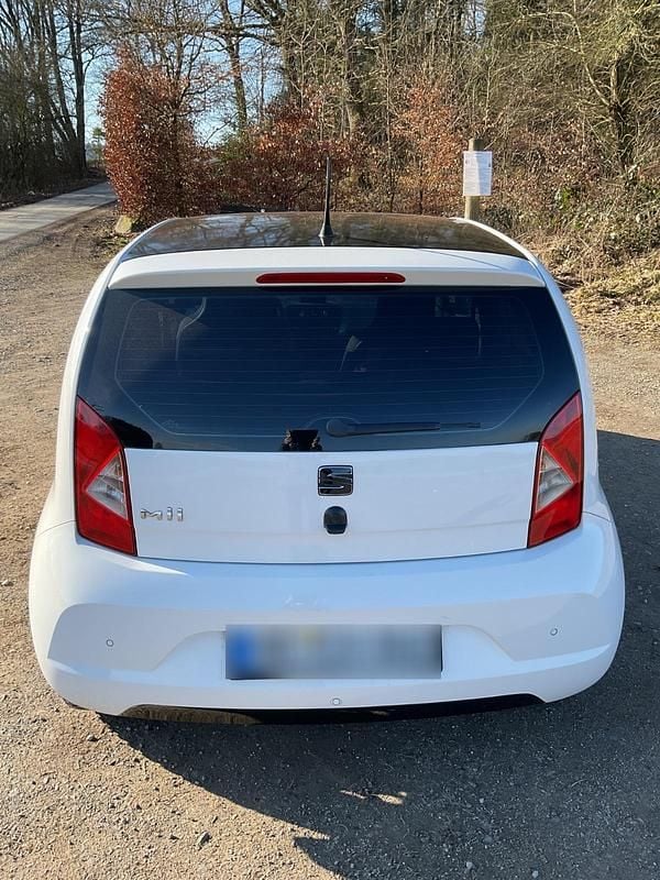 Gebraucht Seat Mii 60 PS (44 kW) 2014 Weiß Kleinwagen