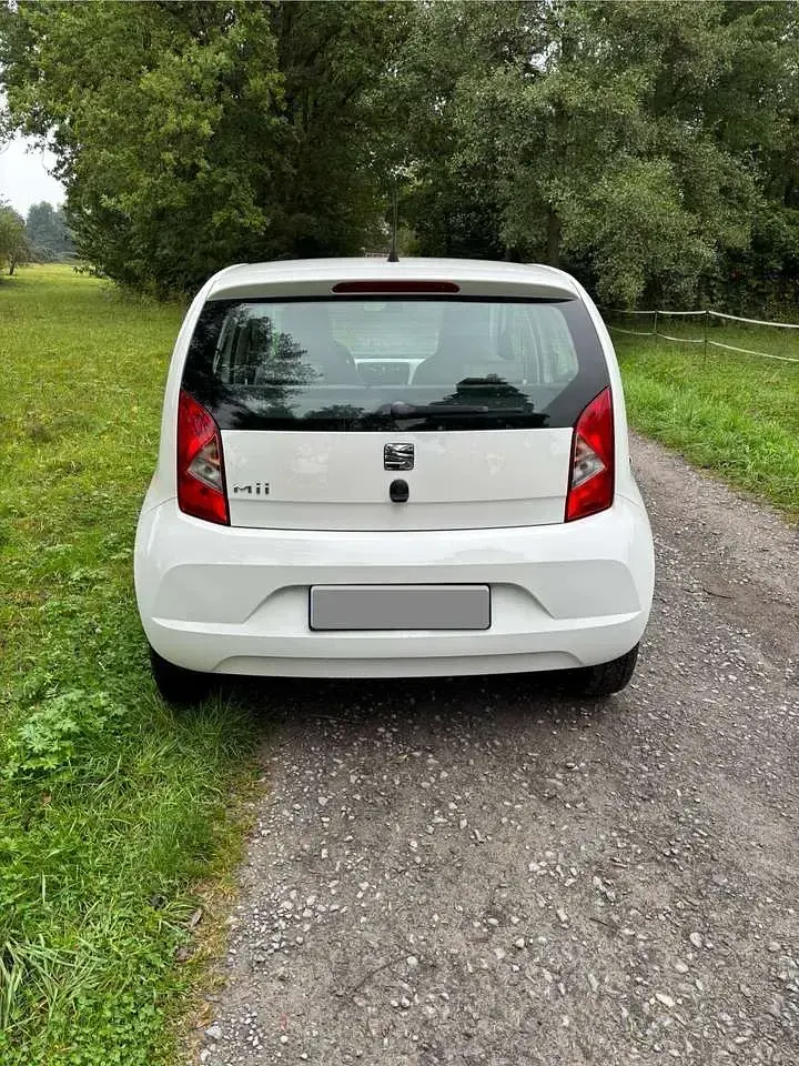 Gebraucht Seat Mii 4You 60 PS (44 kW) 2014 Weiß Kleinwagen