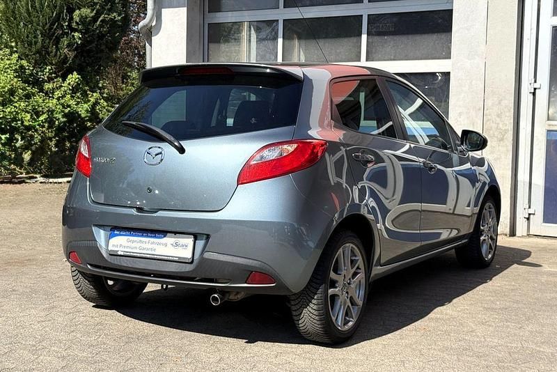 Second-hand Mazda 2 Edition 84 CP (61 kW) 2013 Gri Hatchback