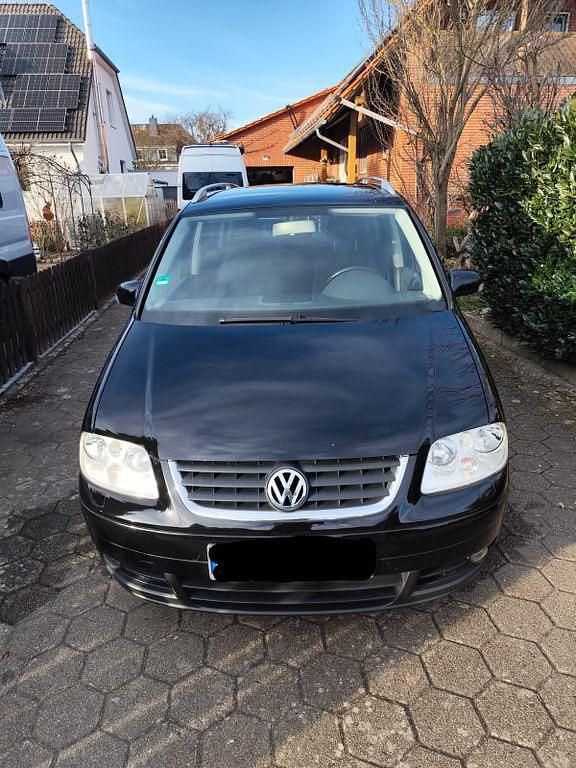 Gebraucht VW Touran 105 PS (77 kW) 2004 Schwarz Van / Kleinbus
