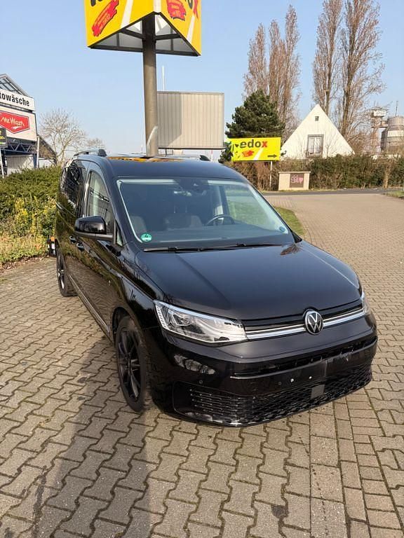 Gebraucht VW Caddy Style 122 PS (89 kW) 2023 Schwarz Van / Kleinbus