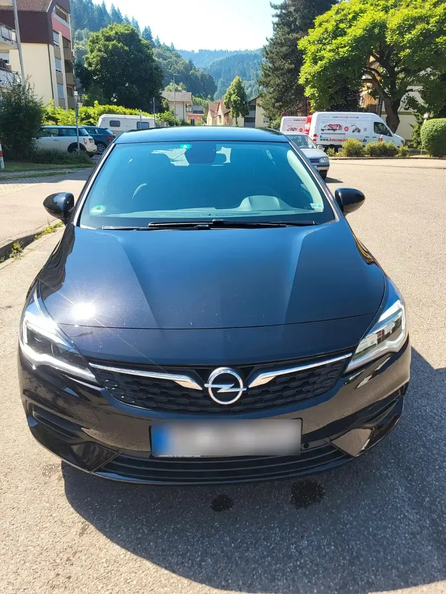 Gebraucht Opel Astra Edition 110 PS (80 kW) 2022 Schwarz Kleinwagen