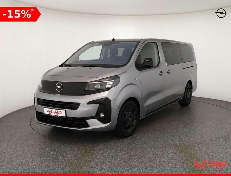 Grau Gebraucht 2025 Opel Zafira Life Van | 37.890 € (Superpreis) - Bild 1/4