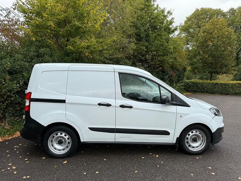 Gebraucht Ford Transit 75 PS (55 kW) 2017 Other Van / Kleinbus