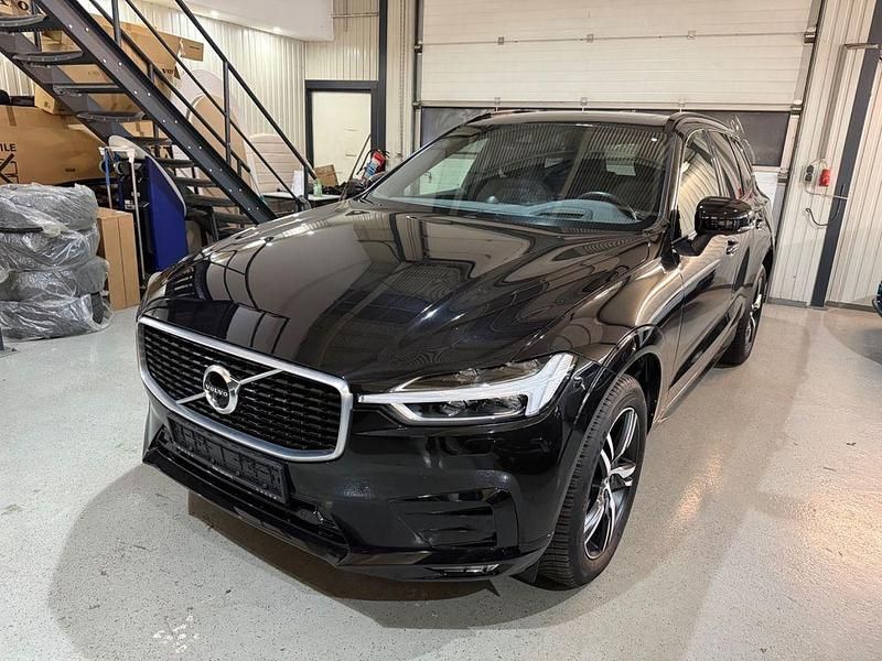 Schwarz Gebraucht 2020 Volvo XC60 R-Design SUV | 31.690 € (Fairer Preis) - Bild 1/4