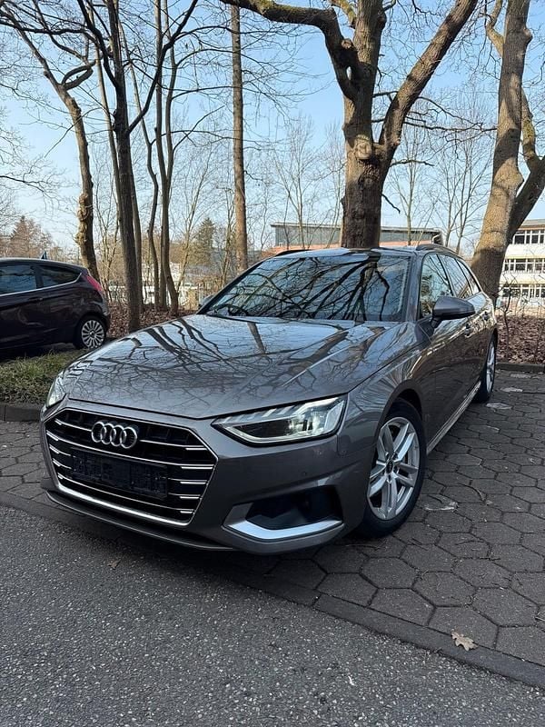 Gebraucht Audi A4 Ambiente 204 PS (150 kW) 2022 Kombi