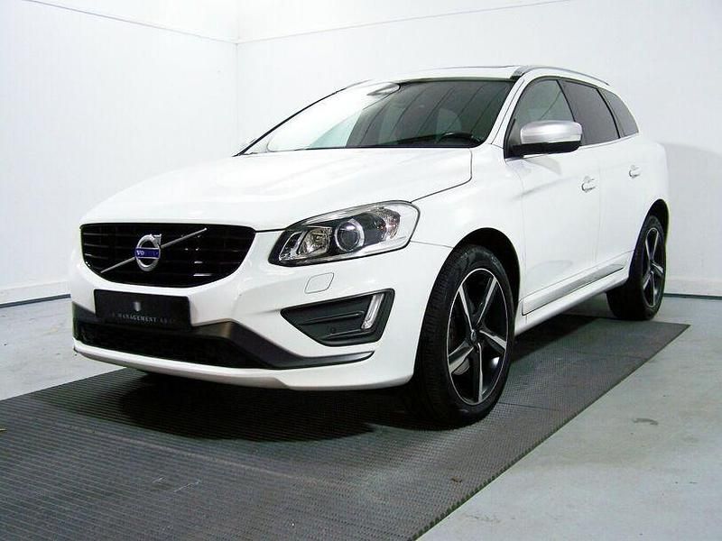 Gebraucht Volvo XC60 R-Design 190 PS (139 kW) 2015 Ice white SUV