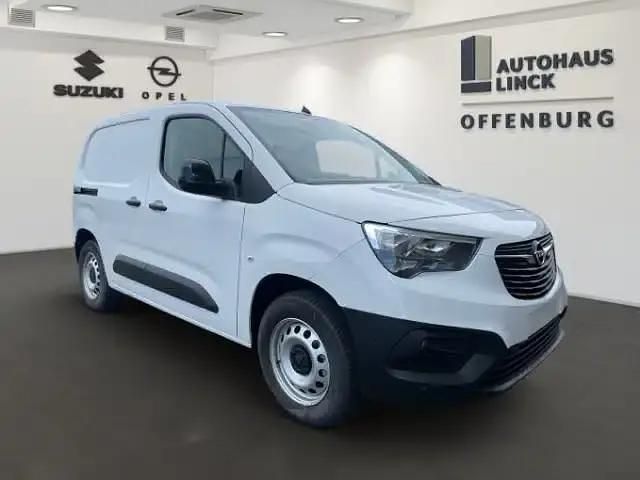 Gebraucht Opel Combo-e Life 100 kW (136 PS) 2024 Weiß Van